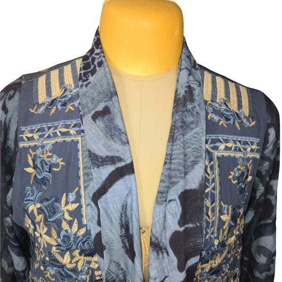 Vicente Women Medium Kimono Jacket Floral Embroidered Art to Wear Festival Indie - Picture 3 of 13